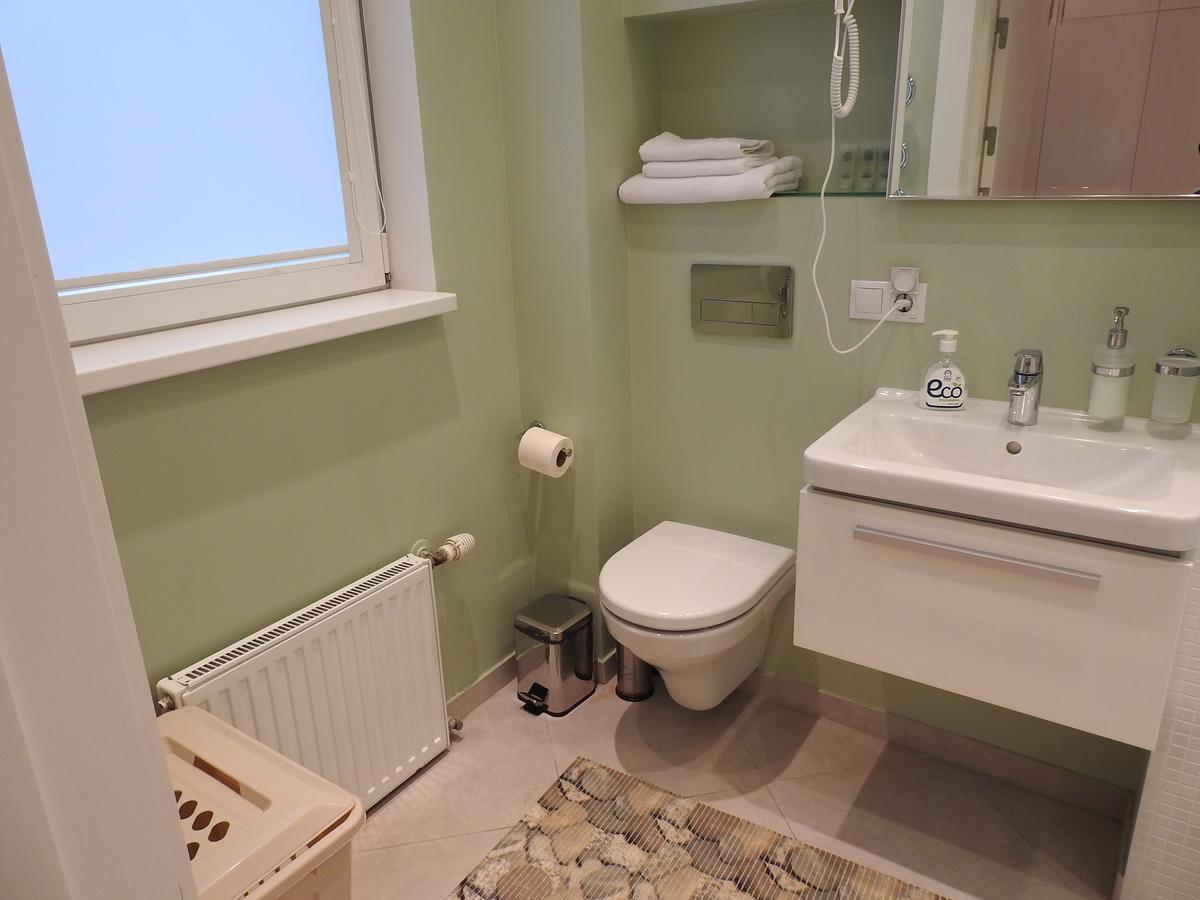 Vienibas Prospekts 6 Apartamento Jūrkalne Exterior foto